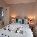 Spinnaker House