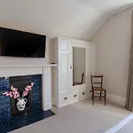 Spinnaker House *