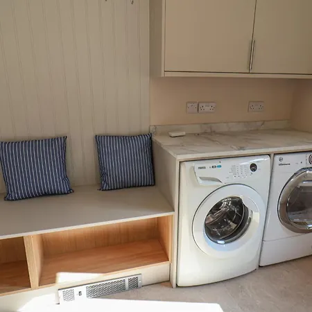 Spinnaker House سكرابورو
