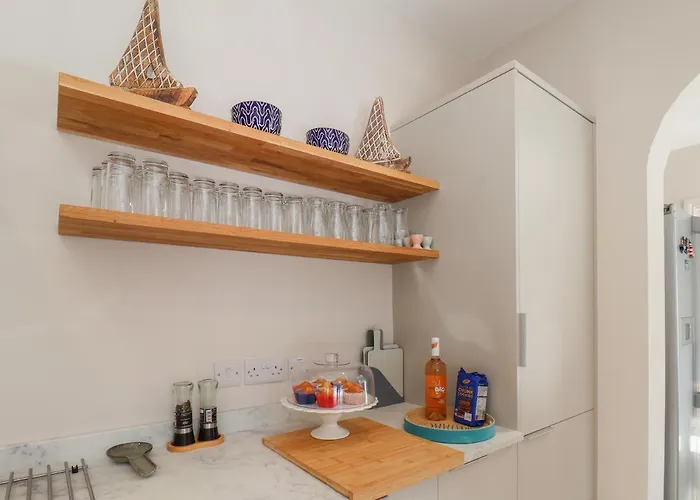 Spinnaker House * Scarborough