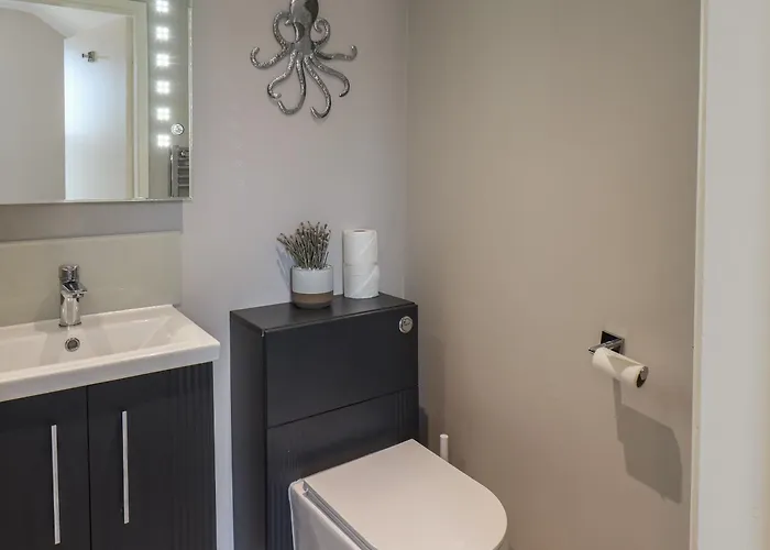 Spinnaker House * Scarborough