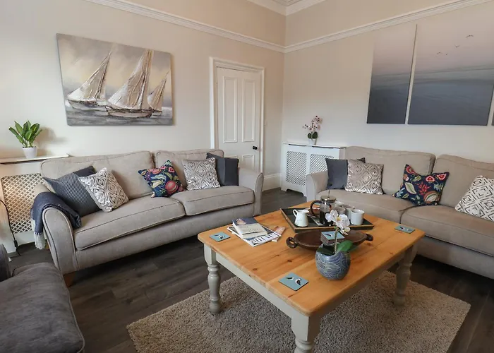 Spinnaker House Semesterbostad